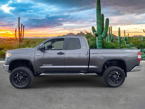 2014 Toyota Tundra SR5