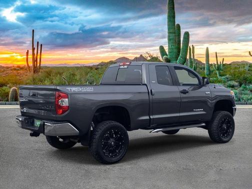 2014 Toyota Tundra SR5