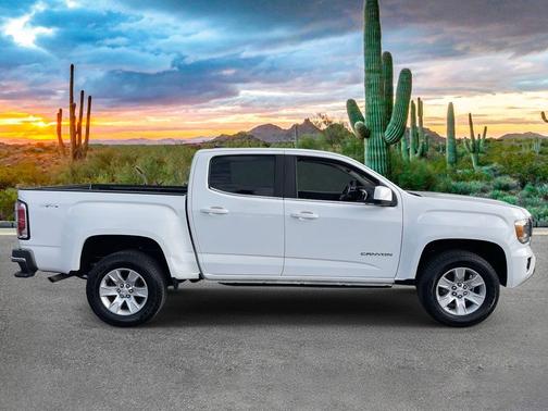 2017 GMC Canyon SLE