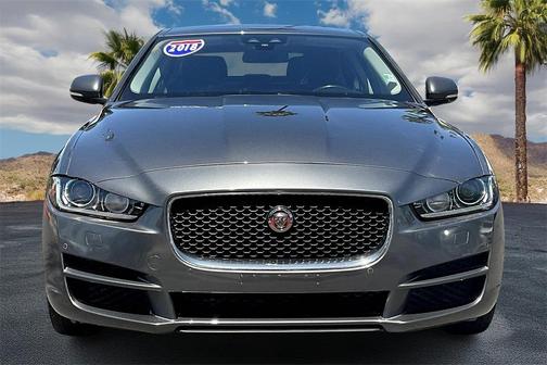 2018 Jaguar XE 25t Premium