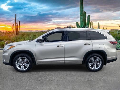 2016 Toyota Highlander Limited Platinum
