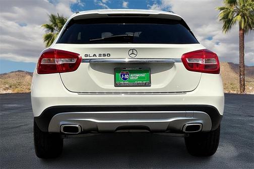 2017 Mercedes-Benz GLA 250 Base