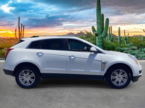 Platinum Ice Tri-Coat 2016 Cadillac SRX Luxury Collection