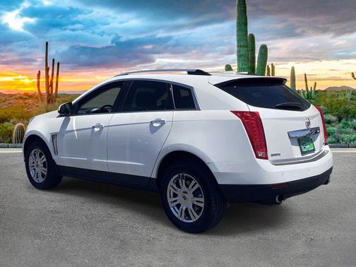 Platinum Ice Tri-Coat 2016 Cadillac SRX Luxury Collection