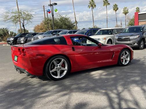 2005 Chevrolet Corvette Base