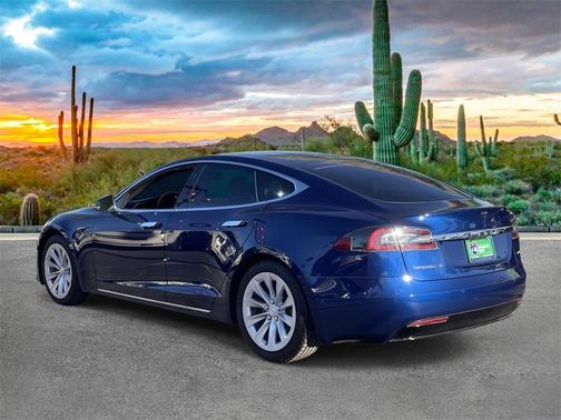 2017 Tesla Model S 90D