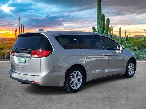 2018 Chrysler Pacifica Touring Plus