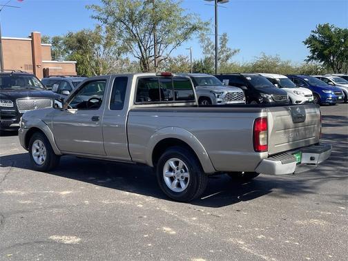 2004 Nissan Frontier XE King Cab