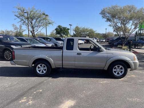 2004 Nissan Frontier XE King Cab