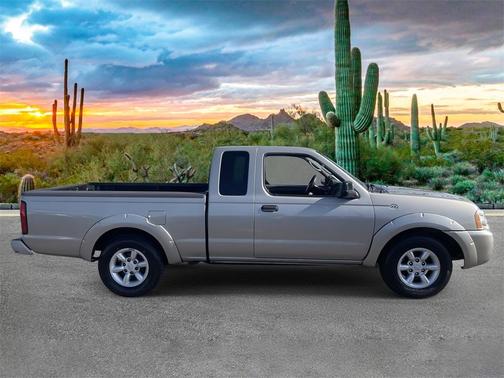 2004 Nissan Frontier XE King Cab