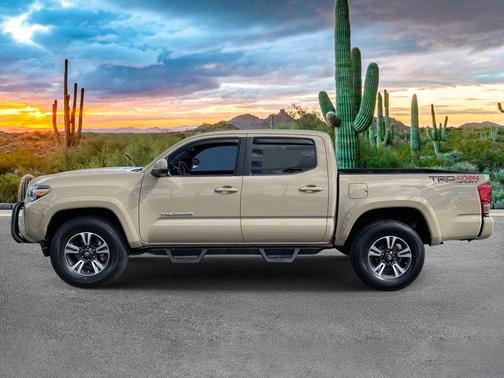 2017 Toyota Tacoma TRD Sport