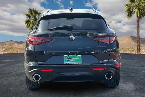2021 Alfa Romeo Stelvio Base