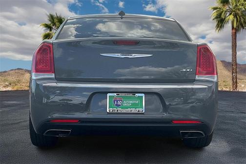 2019 Chrysler 300 Limited