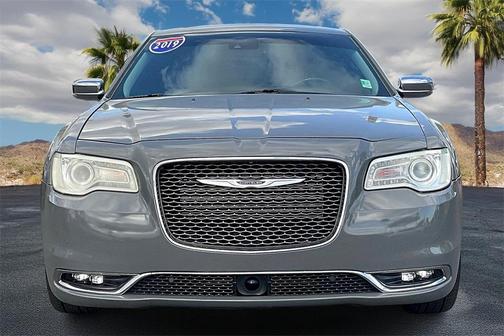 2019 Chrysler 300 Limited