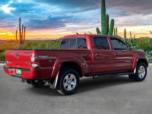 Barcelona Red Metallic 2015 Toyota Tacoma