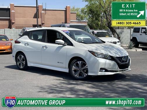 White 2018 Nissan Leaf SL