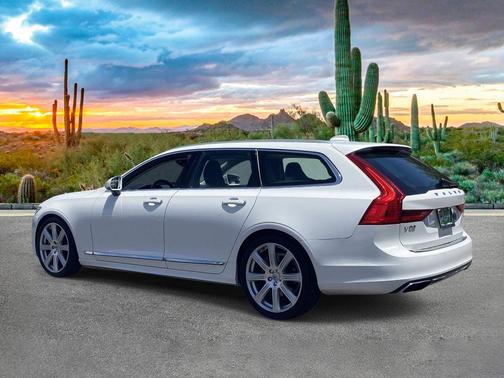 White 2020 Volvo V90 T6 Inscription