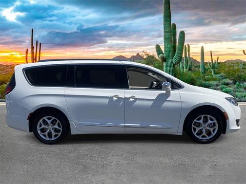 2020 Chrysler Pacifica Limited