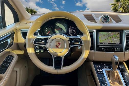 2015 Porsche Macan S