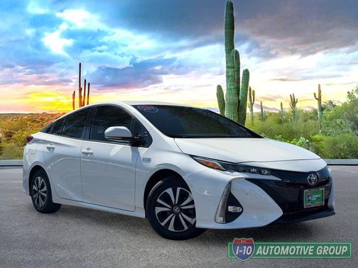 Blizzard Pearl 2017 Toyota Prius Prime Advanced