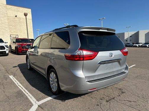 2017 Toyota Sienna Limited