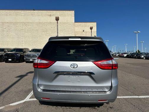 2017 Toyota Sienna Limited