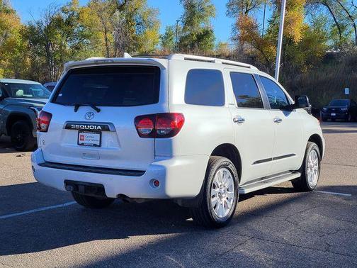 2022 Toyota Sequoia Platinum
