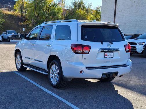 2022 Toyota Sequoia Platinum