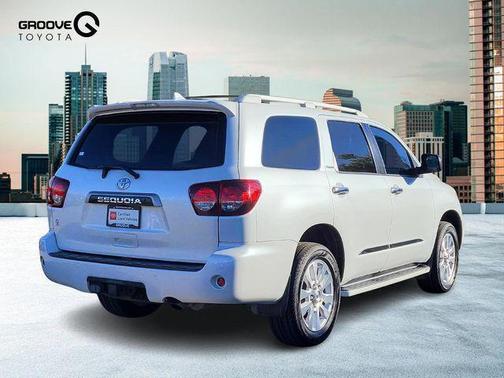 2022 Toyota Sequoia Platinum