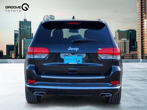 Brilliant Black Crystal Pearlcoat 2015 Jeep Grand Cherokee Summit