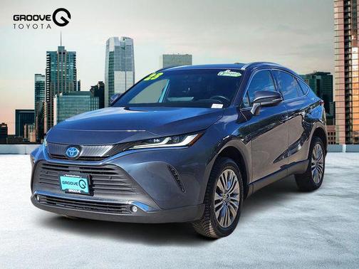 Coastal Gray 2023 Toyota Venza XLE