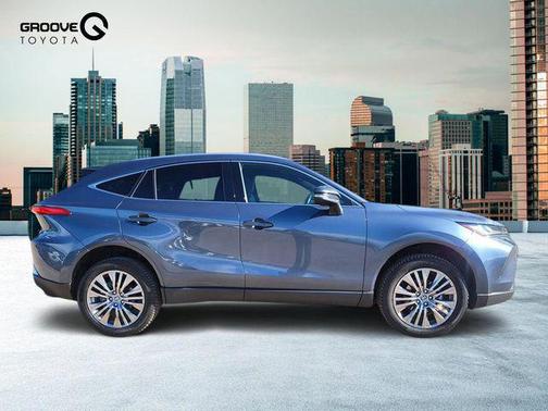 Coastal Gray 2023 Toyota Venza XLE