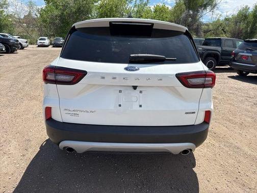 Star White Metallic Tri-Coat 2023 Ford Escape Platinum