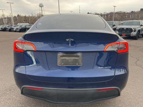 2024 Tesla Model Y Long Range Dual Motor All-Wheel Drive
