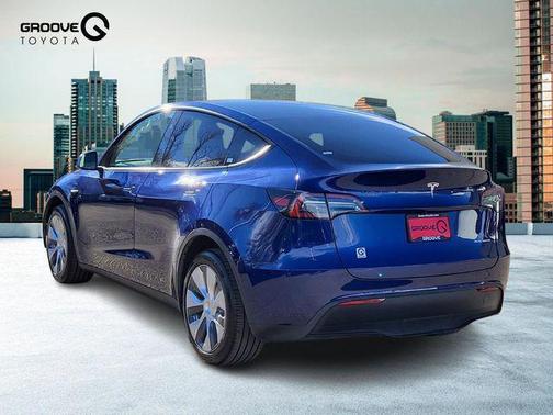 2024 Tesla Model Y Long Range Dual Motor All-Wheel Drive