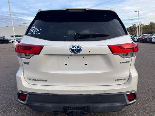Blizzard Pearl 2018 Toyota Highlander Hybrid Platinum