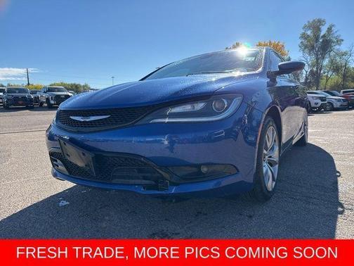 2016 Chrysler 200 S