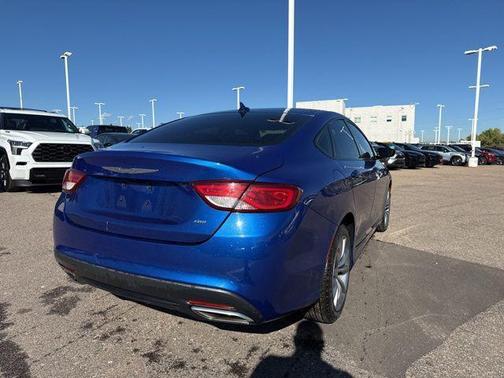 2016 Chrysler 200 S