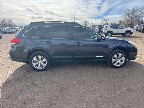 2010 Subaru Outback 2.5 i Premium