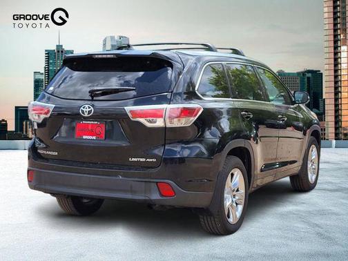Attitude Black Metallic 2015 Toyota Highlander Limited