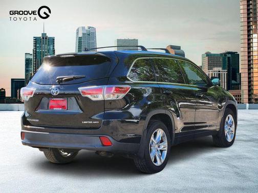Attitude Black Metallic 2015 Toyota Highlander Limited