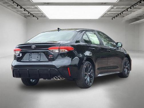 Inked 2027 Toyota Corolla Hybrid SE