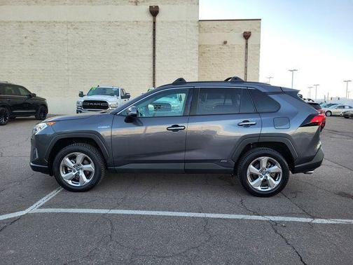 2019 Toyota RAV4 Hybrid SE