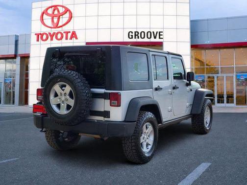 Bright Silver Metallic Clearcoat 2010 Jeep Wrangler Unlimited Rubicon