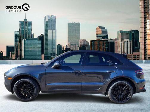 2017 Porsche Macan Base