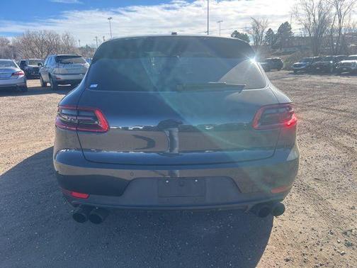 2017 Porsche Macan Base