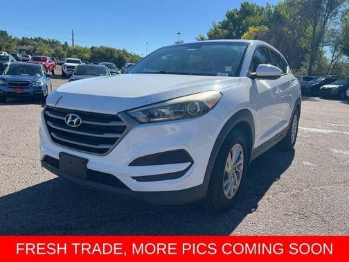 2016 Hyundai TUCSON SE