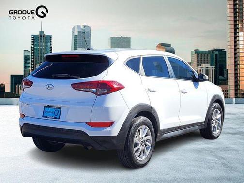 2016 Hyundai TUCSON SE