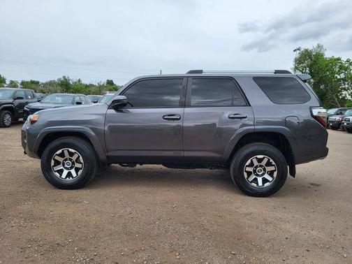 Magnetic Gray Metallic 2017 Toyota 4Runner TRD Off Road