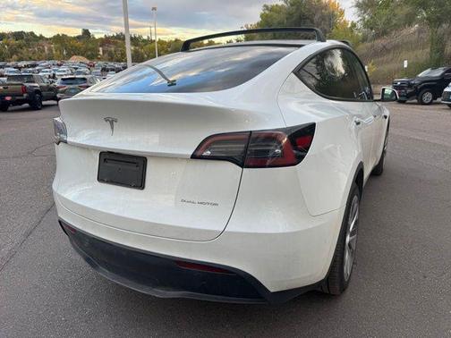 2023 Tesla Model Y Long Range Dual Motor All-Wheel Drive